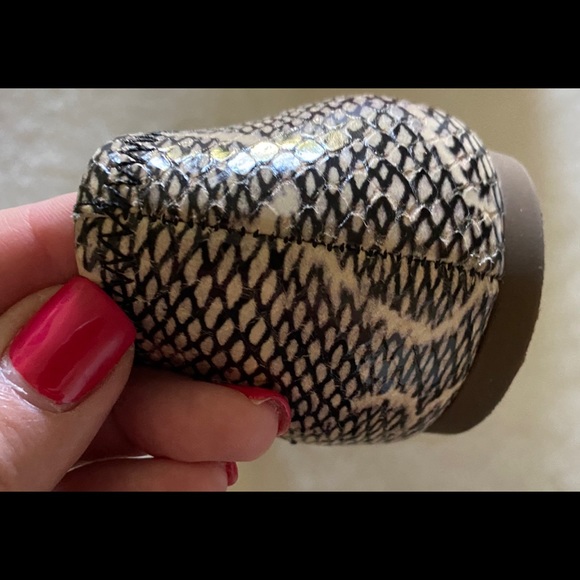 Tory Burch Reva Ballet Cobra print Size 9 - Picture 5 of 5